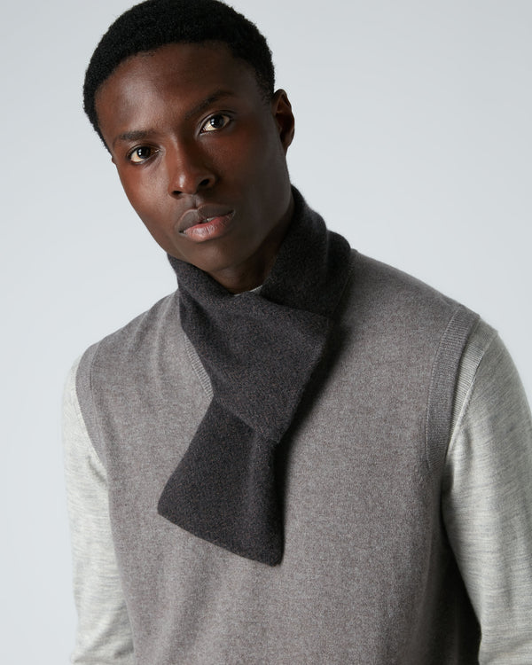 N.Peal 007 Herringbone Cashmere Scarf Brown