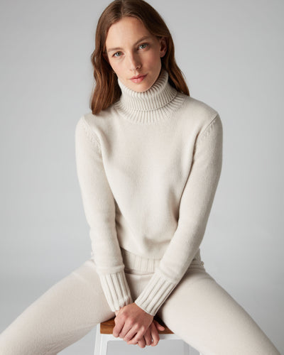 N.Peal Women's Chunky Roll Neck Cashmere Jumper Snow Grey