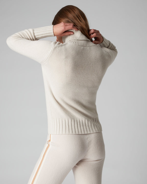 N.Peal Women's Chunky Roll Neck Cashmere Jumper Snow Grey