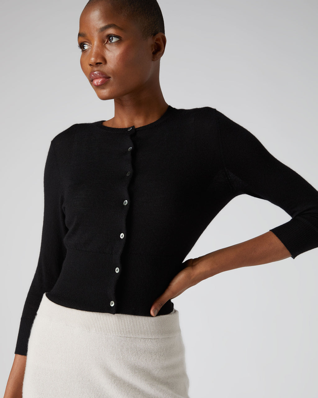 Women's Superfine Cropped Cashmere Cardigan Black | N.Peal