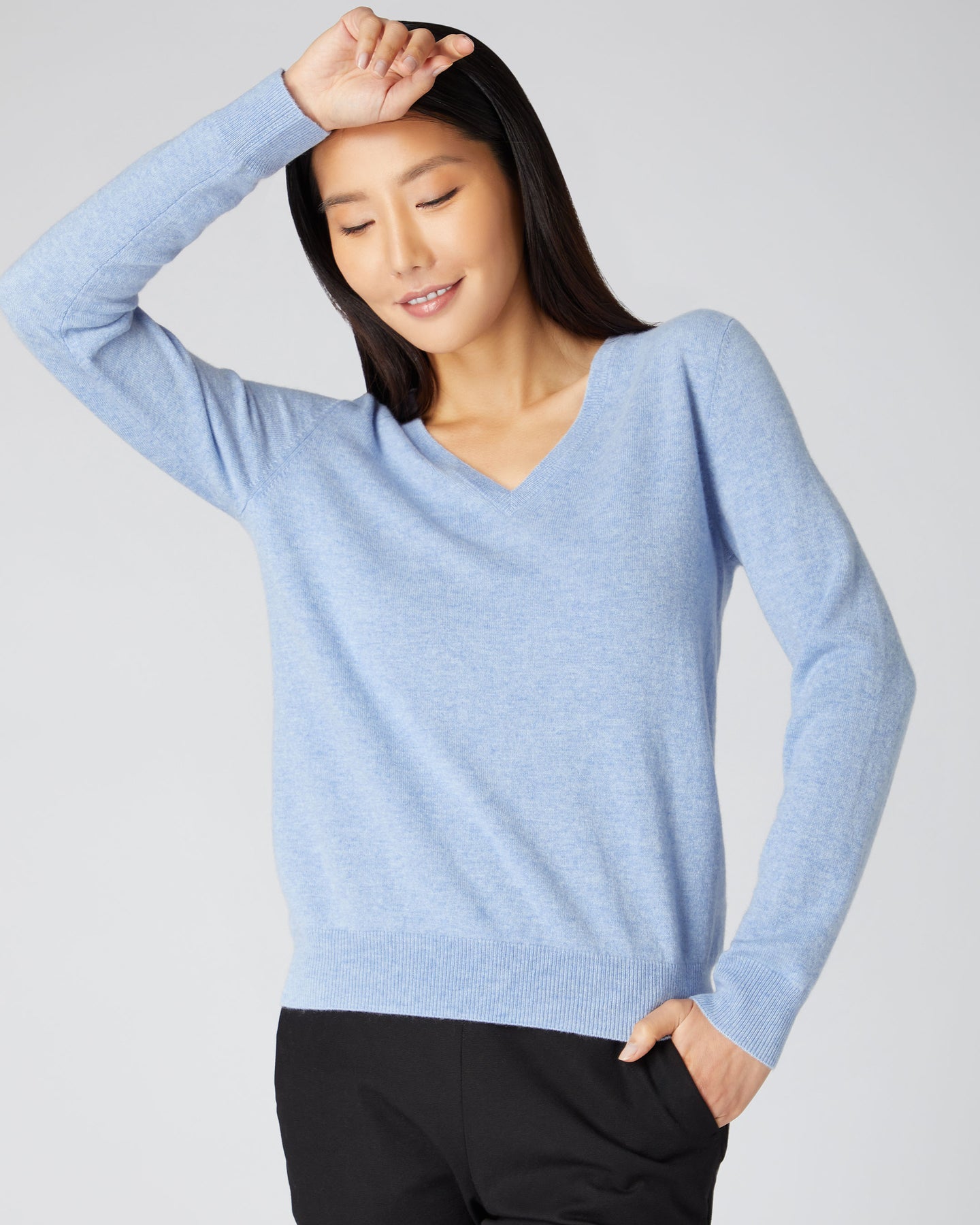 Women's V Neck Cashmere Jumper Cornflower Blue N.Peal
