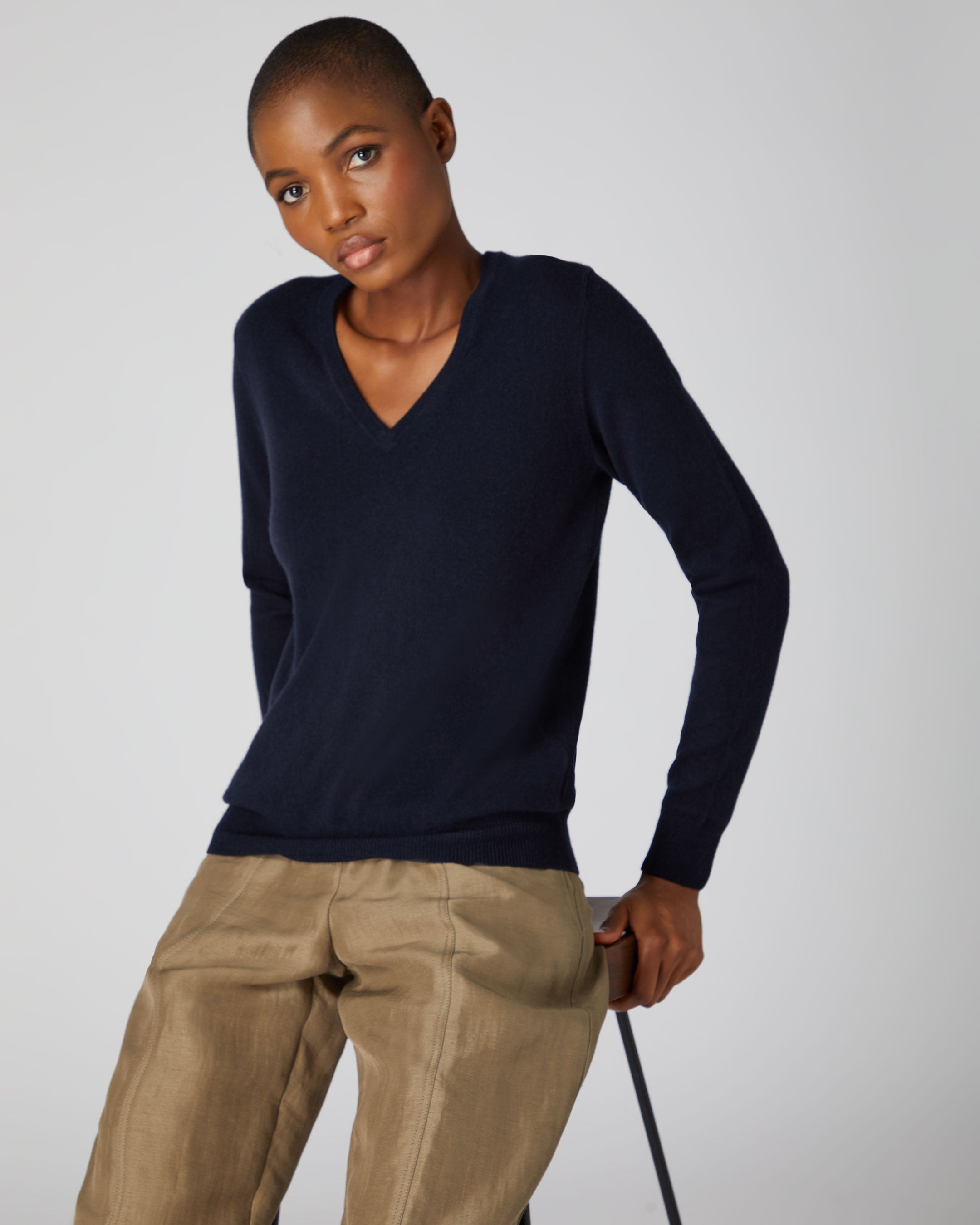 Women's V Neck Cashmere Jumper Navy Blue