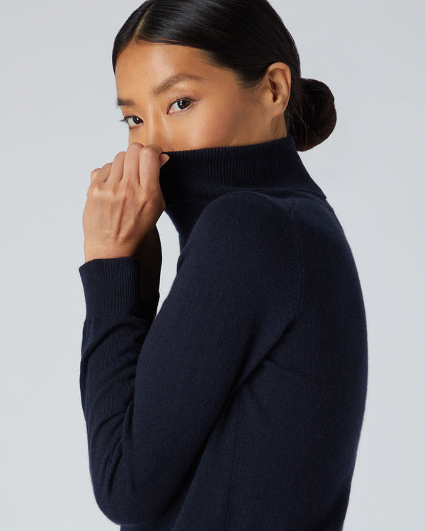 N.Peal Women's Luna Roll Neck Cashmere Jumper Navy Blue