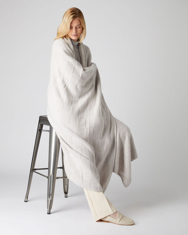 N.Peal Unisex Basketweave Cashmere Blanket Snow Grey
