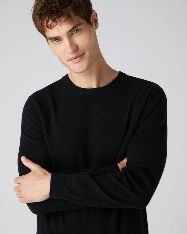 N.Peal The Oxford Round Neck Cashmere Jumper Black