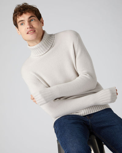N.Peal Men's Chunky Roll Neck Cashmere Jumper Snow Grey