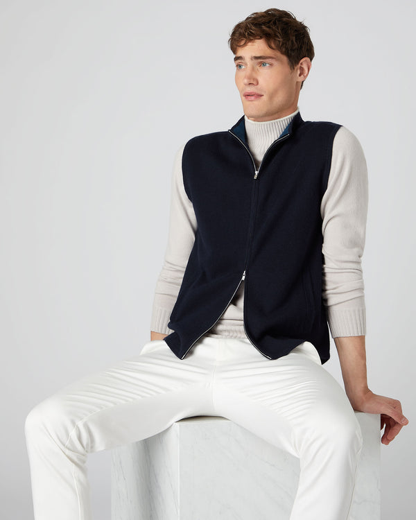 N.Peal Men's Bayswater Fine Gauge Cashmere Gilet Navy Blue