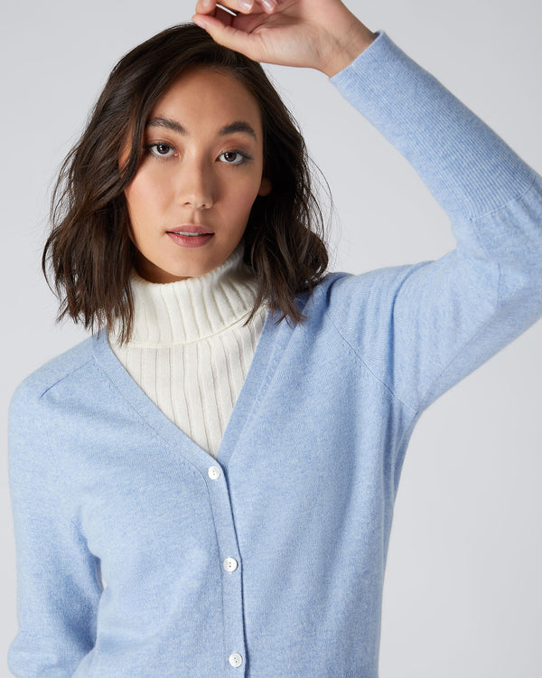 N.Peal Women's V Necked Cashmere Cardigan Cornflower Blue