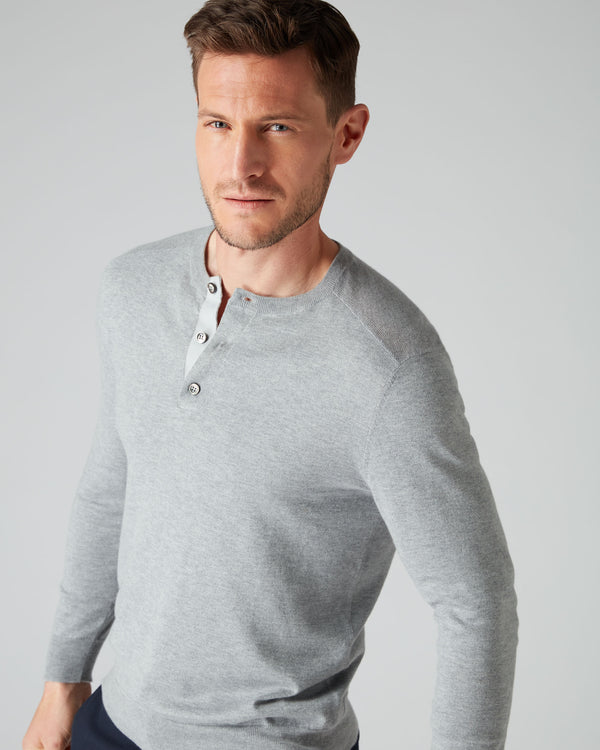 N.Peal 007 Round Neck Cotton Cashmere Henley Light Grey