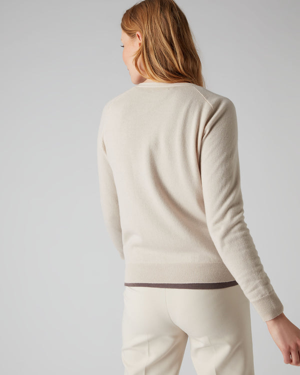 N.Peal Women's V Necked Cashmere Cardigan Almond White
