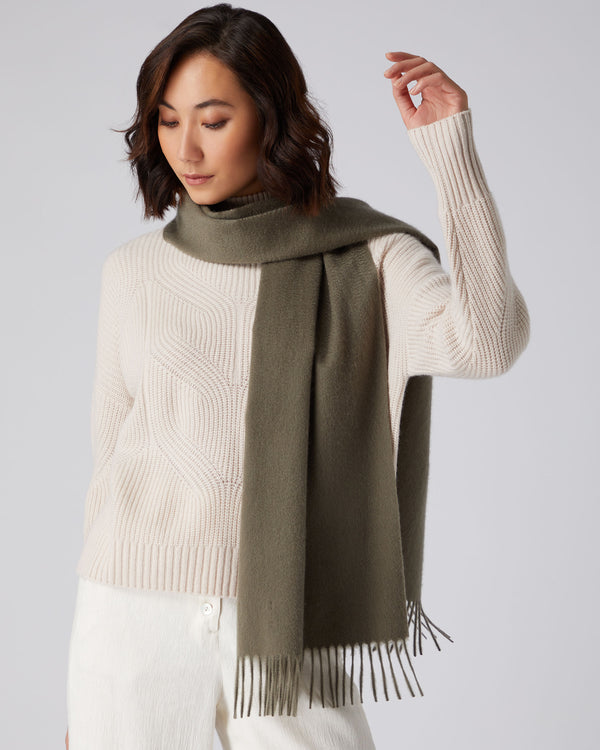 Unisex Large Woven Cashmere Scarf Khaki Green | N.Peal