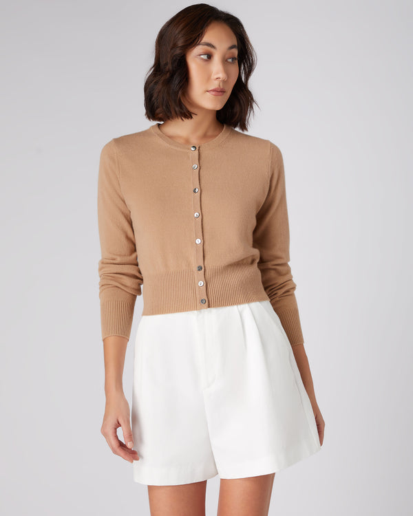 Women's Long Sleeve Cropped Cashmere Cardigan Sahara Brown | N.Peal